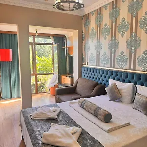 Golden Palace Sea View Hotel